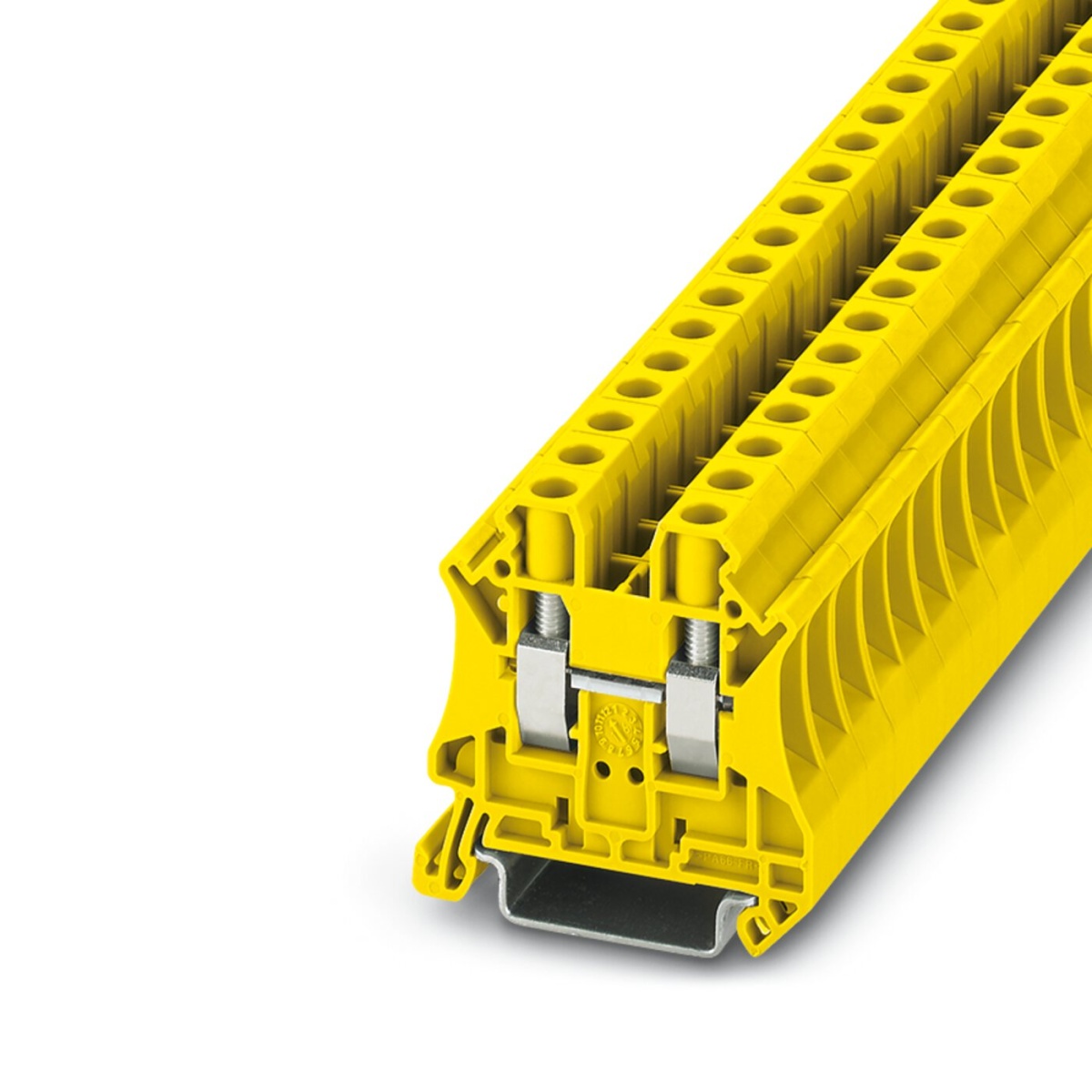 UT 6 YE, Проходные клеммы