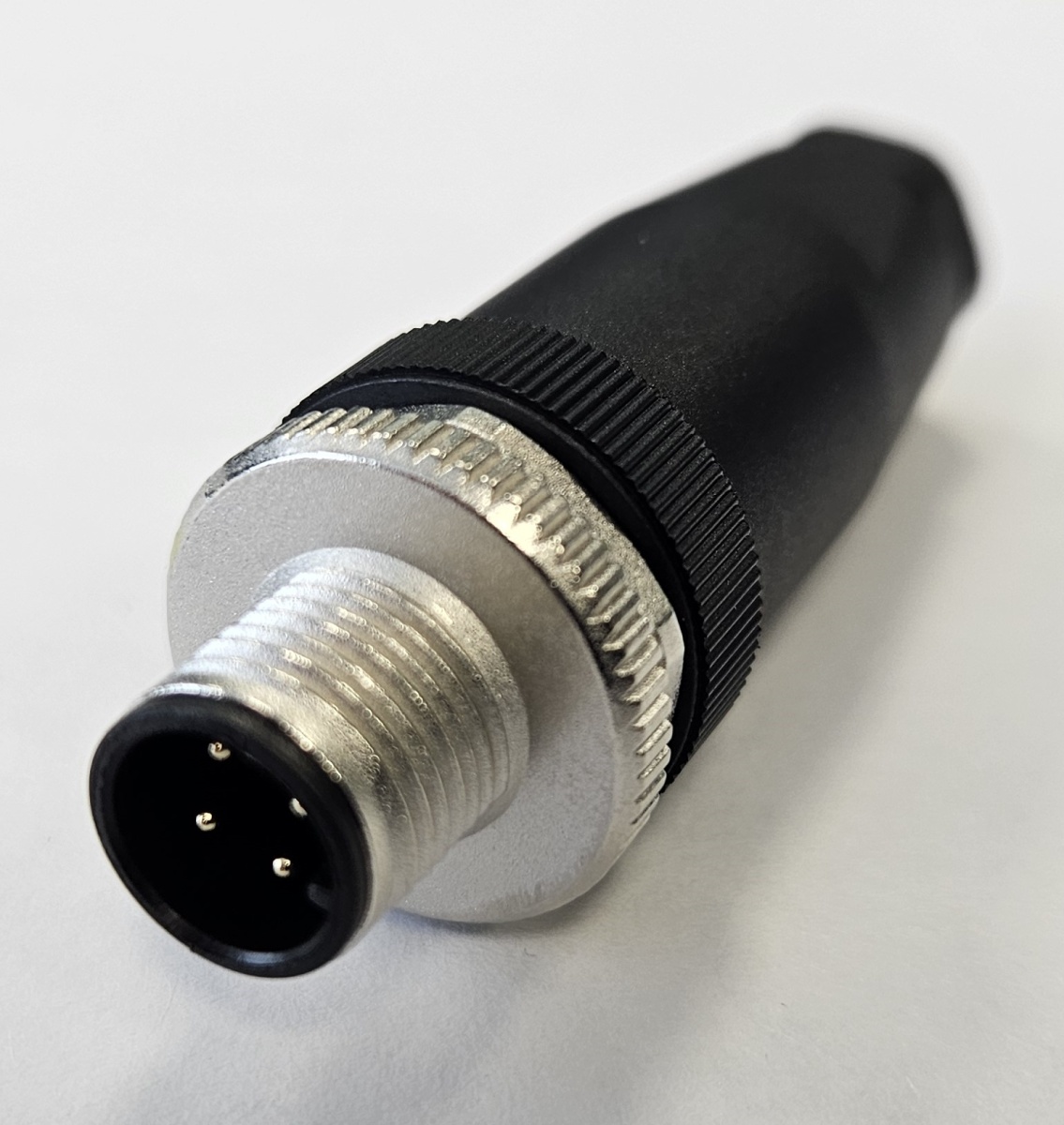 СЦМ120015-04A, Штекерный соединитель