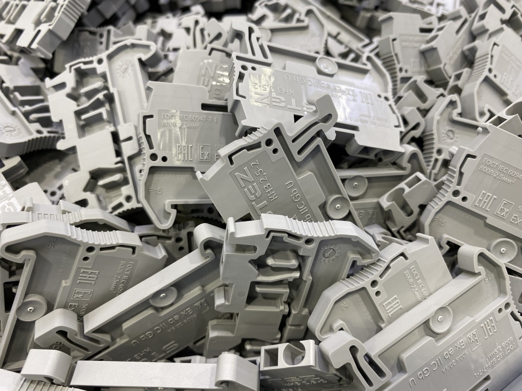 стэз. ступинский электротехнический завод открытие. барьер искрозащиты би-03-тс купить. нпо феникс. клеммы xcfr2 синяя 100х51160332.